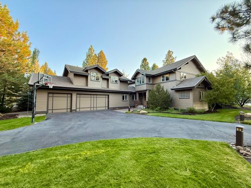 19357 Golden Lake Ct, Bend, OR, 97702-9145 | Card Image