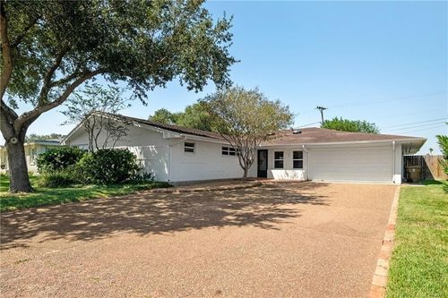 302 Dolphin Pl, Corpus Christi, TX, 78411-1512 | Card Image
