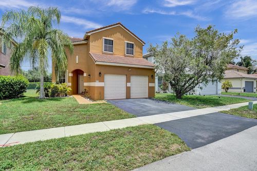 1851 Nw 184th Ter, Pembroke Pines, FL, 33029-3815 | Card Image
