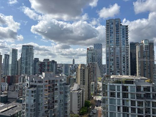 2306-1189 Howe St, Vancouver, BC, V6Z2X4 | Card Image