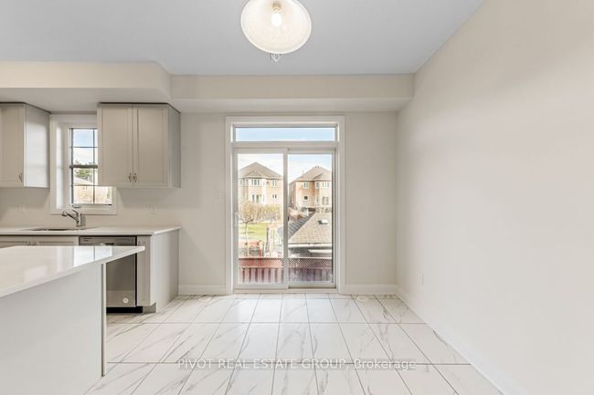 21 Kennisis Way, House attached with 3 bedrooms, 3 bathrooms and 1 parking in Vaughan ON | Image 7