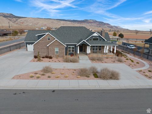 515 E 1170 N, Richfield, UT, 84701-1200 | Card Image