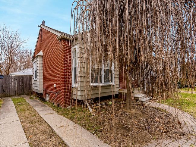 10037 Riverdale, House other with 3 bedrooms, 2 bathrooms and null parking in Redford MI | Image 5