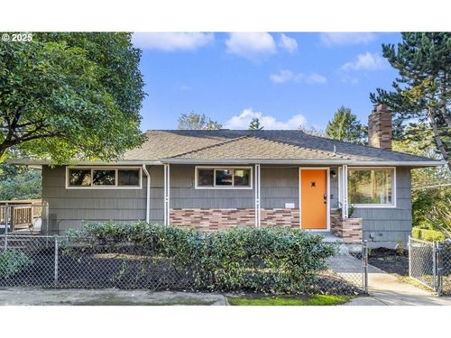 5017 Se 40th Ave, Portland, OR, 97202-4221 | Card Image