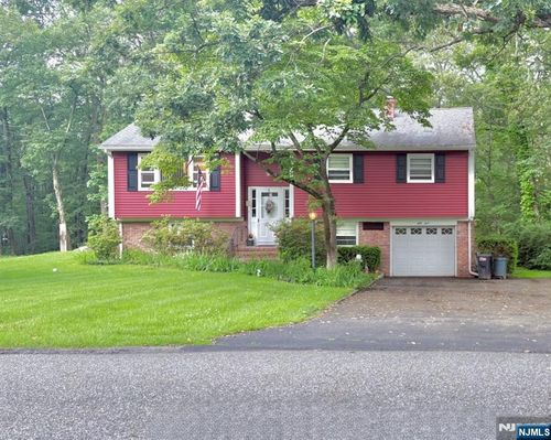 54 Alta Vista Dr, Ringwood, NJ, 07456-2002 | Card Image