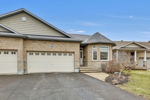 910 Burwash Landing Bay N/A, Kanata, ON, K2W0C8 | Card Image