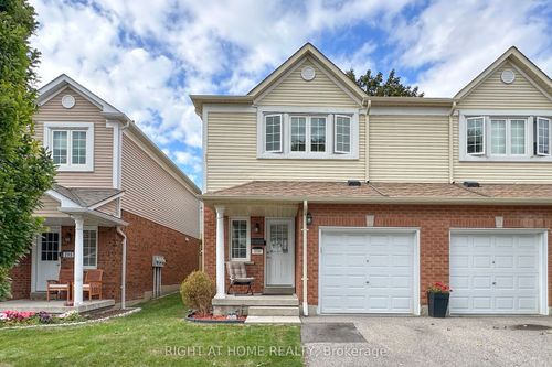 204-10 Bassett Blvd, Whitby, ON, L1N9C8 | Card Image