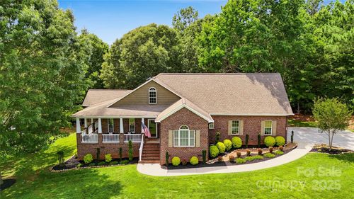 234 Rivercliff Dr, Stony Point, NC, 28678-8997 | Card Image