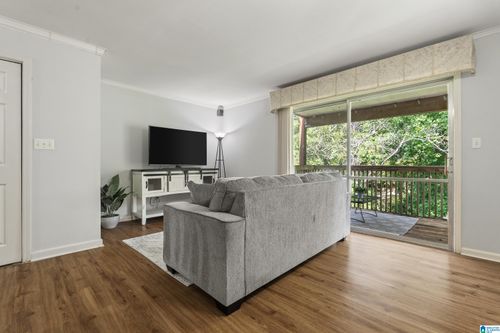 c-2112 Montreat Ln, VESTAVIA HILLS, AL, 35216-4020 | Card Image