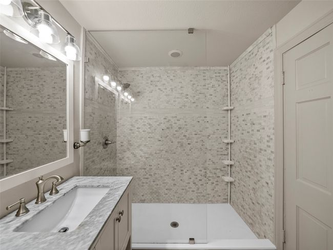 601 N Main St, House other with 3 bedrooms, 2 bathrooms and null parking in Leonard TX | Image 29