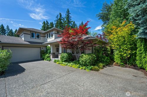 23511 Ne Twinberry Way, Redmond, WA, 98053-5694 | Card Image
