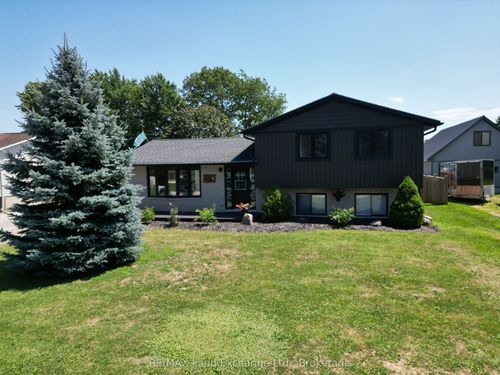 8 William St N, Ripley, ON, N0G2R0 | Card Image