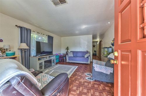140 Inca Dr, Soledad, CA, 93960-2506 | Card Image