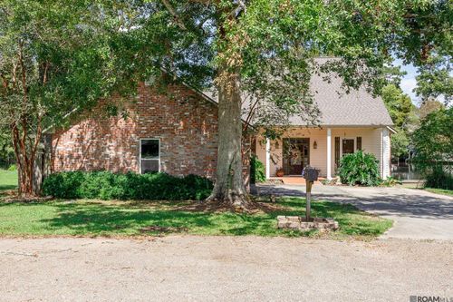 31792 River Pines Dr, Springfield, LA, 70462-8888 | Card Image