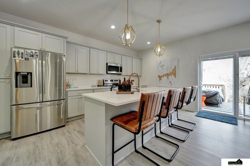 6204 Franciscan Dr, Lincoln, NE, 68526-6059 | Card Image