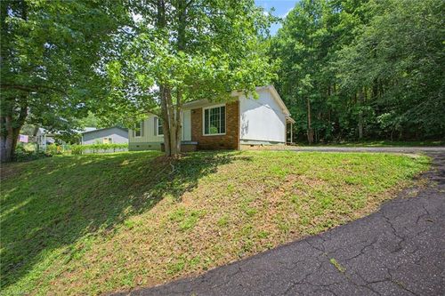 488 John Swofford Rd, Nebo, NC, 28761-6732 | Card Image