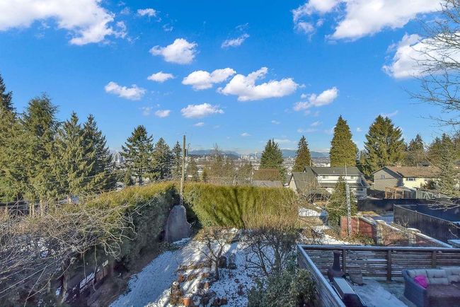 View of yard | Image 35