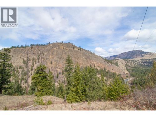 5450 Mcculloch Rd, Kelowna, BC, V1W4G1 | Card Image