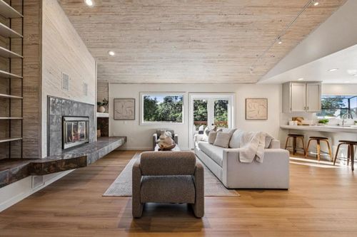 1100 Castro Rd, Monterey, CA, 93940-4935 | Card Image