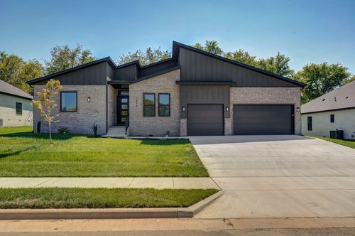 1688 E Cobblestone Dr, Ozark, MO, 65721-6878 | Card Image