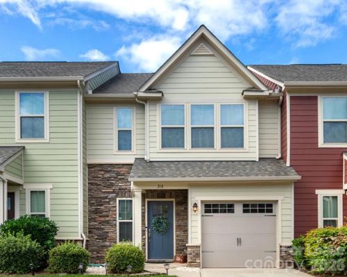 318 Willow Wood Ct, Matthews, NC, 28104-9584 | Card Image