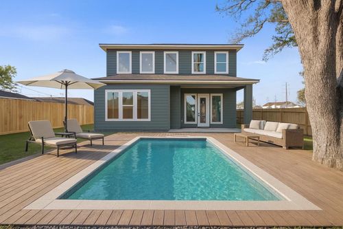 8646 Alcott Dr, Houston, TX, 77080-4304 | Card Image