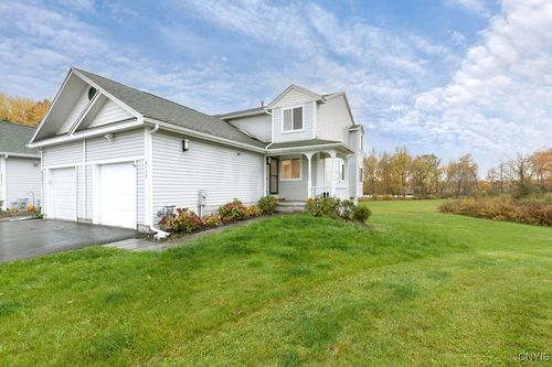 8239 Boatwatch Dr, Baldwinsville, NY, 13027-8301 | Card Image