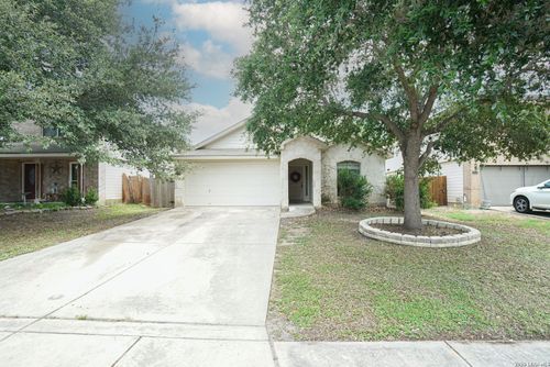 9045 Clearwood Path, Universal City, TX, 78148-4635 | Card Image