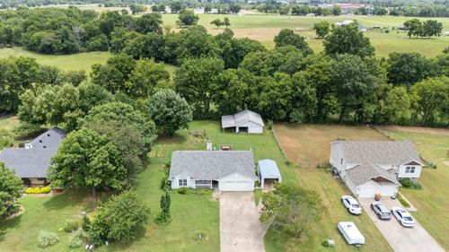 28666 S 621 Ct, Grove, OK, 74344-7488 | Card Image