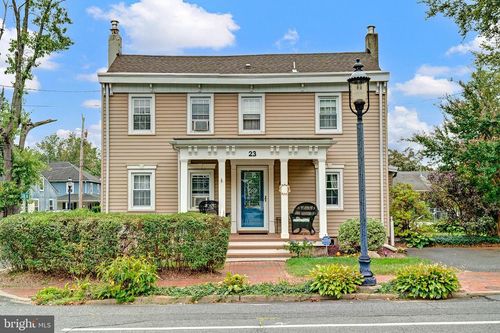 23 N Main St, WINDSOR, NJ, 08561-9801 | Card Image