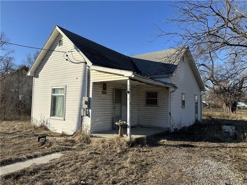 307 4th St, Ludlow, MO, 64656-8163 | Card Image