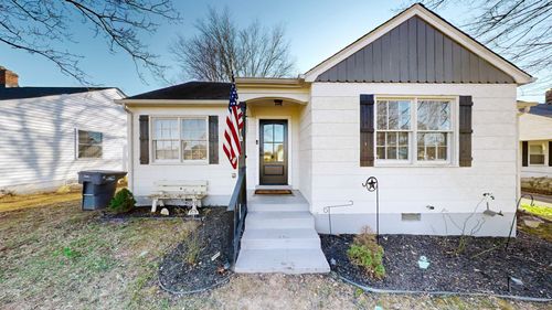 221 Mockingbird Dr, Columbia, TN, 38401-4040 | Card Image