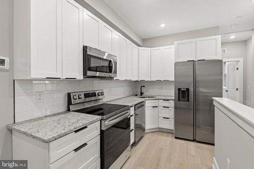 2-856 N 19th Street, PHILADELPHIA, PA, 19130 | Card Image