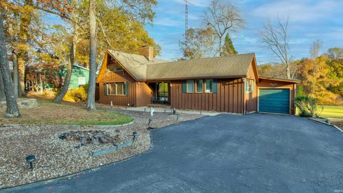 856 S Balthazar Dr, Santa Claus, IN, 47579-6091 | Card Image