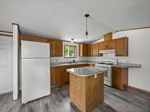 46 Riverside Terrace Drive, Watertown, MN, 55388 | Card Image