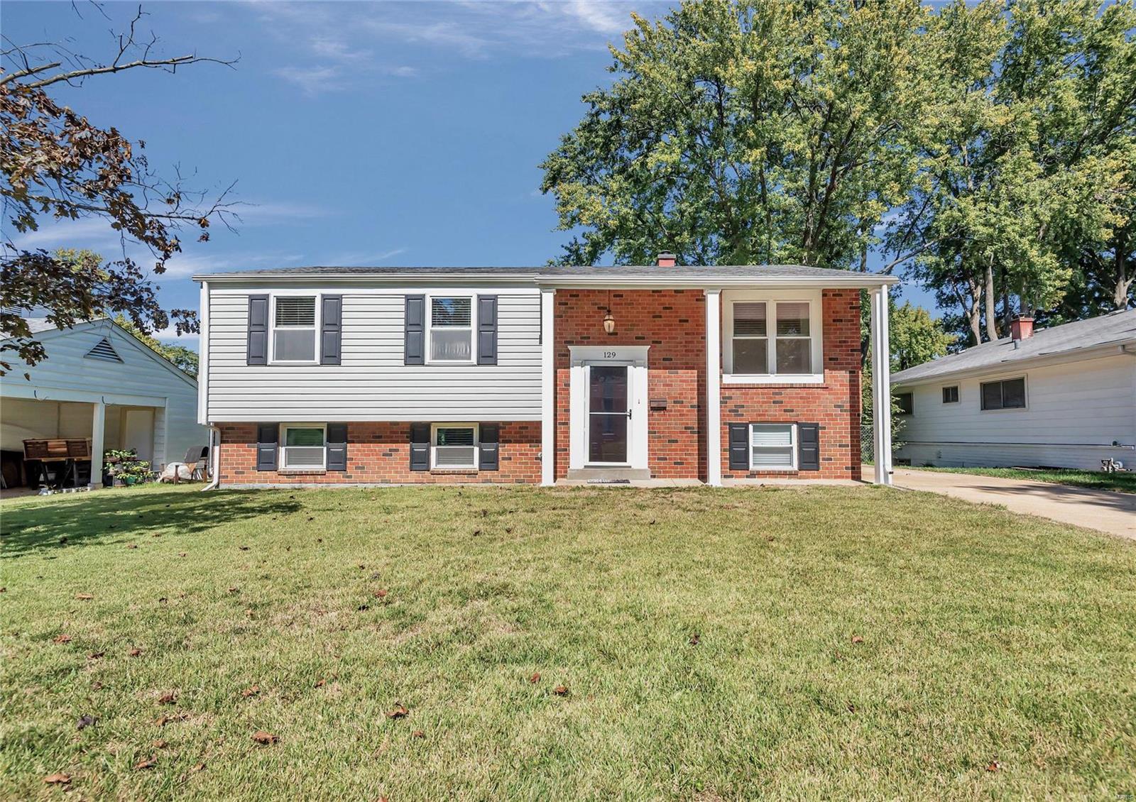 Maple Hill Ln, Saint Louis, MO 63122