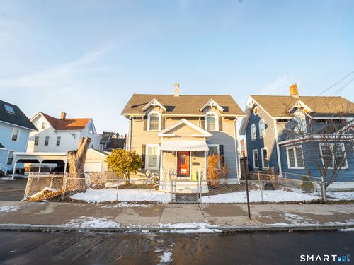 27 Woolsey St, New Haven, CT, 06513-3716 | Card Image