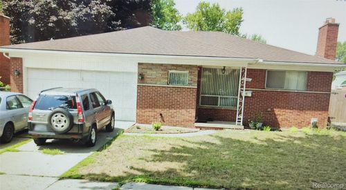 28661 Panama St, Warren, MI, 48092-2363 | Card Image