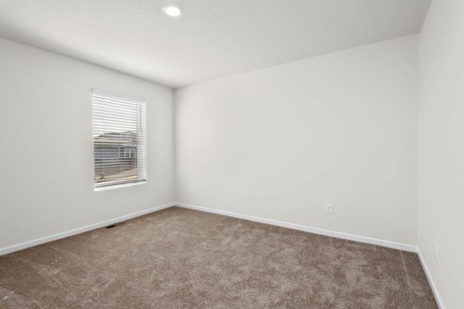 18741 Edison St Nw, House other with 3 bedrooms, 2 bathrooms and null parking in Elk River MN | Image 12