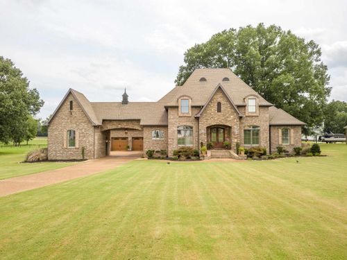 200 Twin Forks Ln, Savannah, TN, 38372-5095 | Card Image