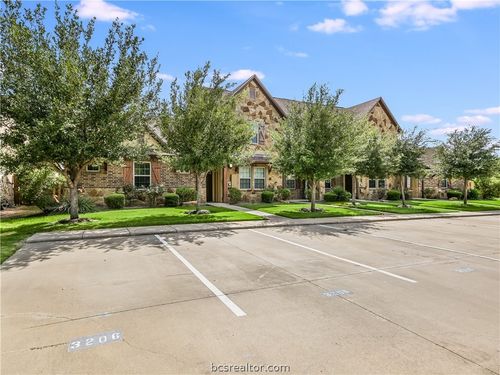 3206 Cullen Trl, College Station, TX, 77845-7362 | Card Image