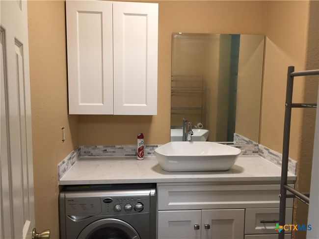 APT-101 - 4841 Highway 35 N, Condo with 2 bedrooms, 1 bathrooms and null parking in Rockport TX | Image 21