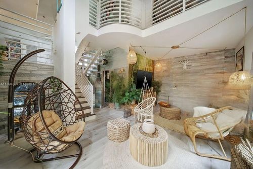 apt-10012-100 Jefferson Ave, Miami Beach, FL, 33139-7054 | Card Image