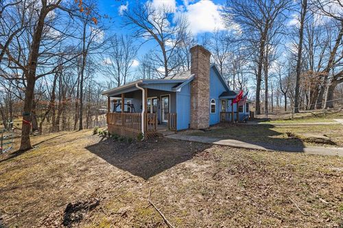 1020 Center Ln, Byrdstown, TN, 38549-4462 | Card Image
