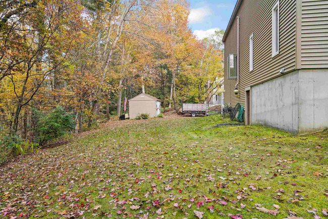 8 Windsor Blvd, House other with 3 bedrooms, 3 bathrooms and null parking in Londonderry NH | Image 30