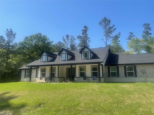 131 Feldspar Ln, Huntsville, TX, 77340-1058 | Card Image