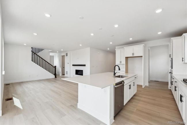 7036 E 126 Th Pl, House other with 4 bedrooms, 3 bathrooms and 3 parking in Thornton CO | Image 8