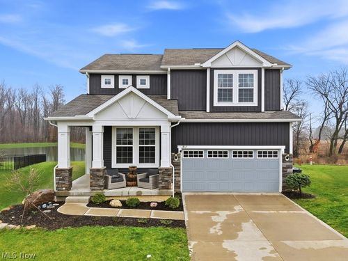 1812 Cobham Ln, Wadsworth, OH, 44281-5204 | Card Image