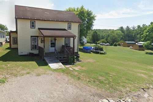 818 S Rhode Island Ave, Wellston, OH, 45692-9595 | Card Image