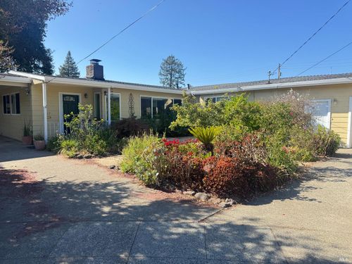 2117 Harris Court, Santa Rosa, CA, 95401 | Card Image